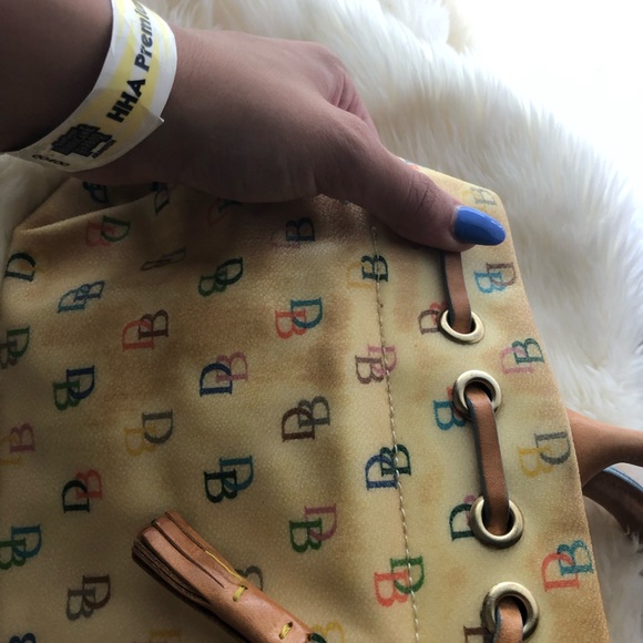 2 Vintage Dooney Burke’s shoulder bags! - Picture 4 of 6